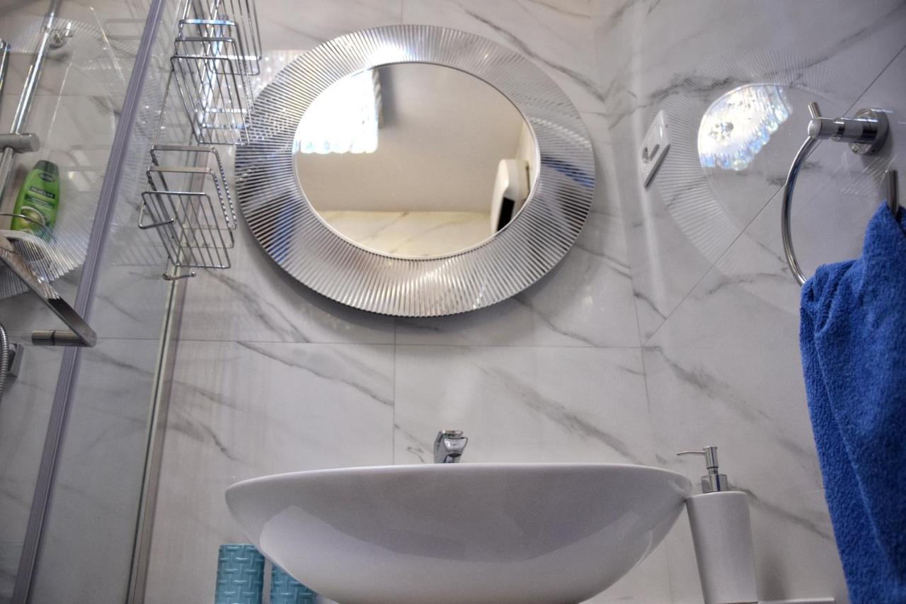 Luxurious Apartment Majda, 2 Bathrooms And Free Parking Сплит Экстерьер фото
