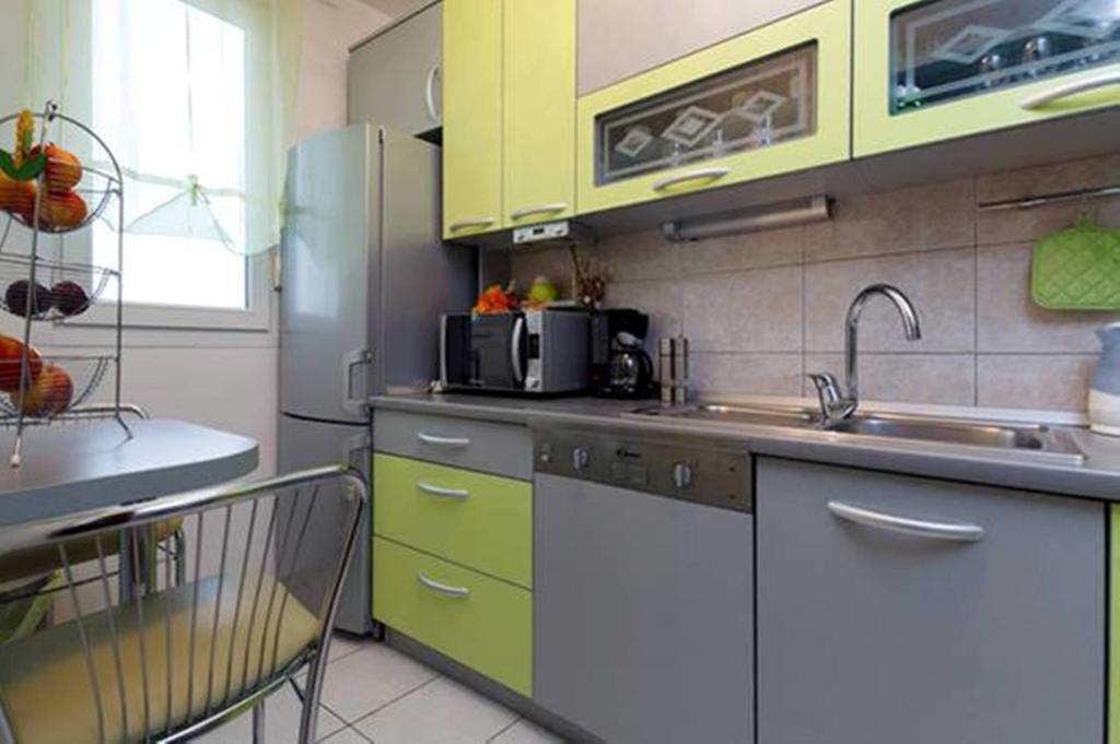 Luxurious Apartment Majda, 2 Bathrooms And Free Parking Сплит Экстерьер фото