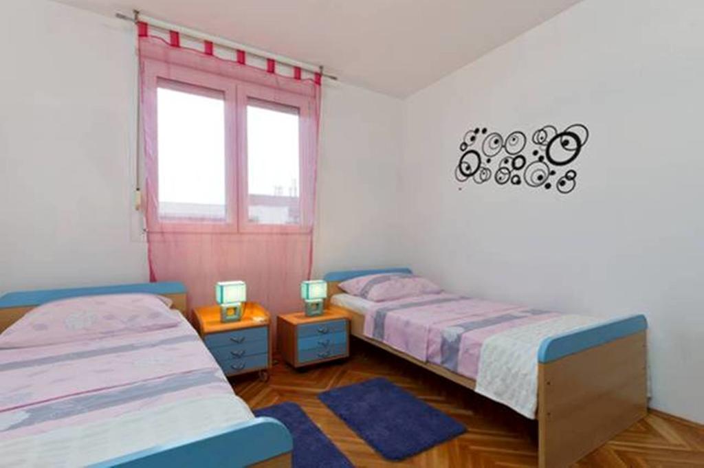 Luxurious Apartment Majda, 2 Bathrooms And Free Parking Сплит Экстерьер фото